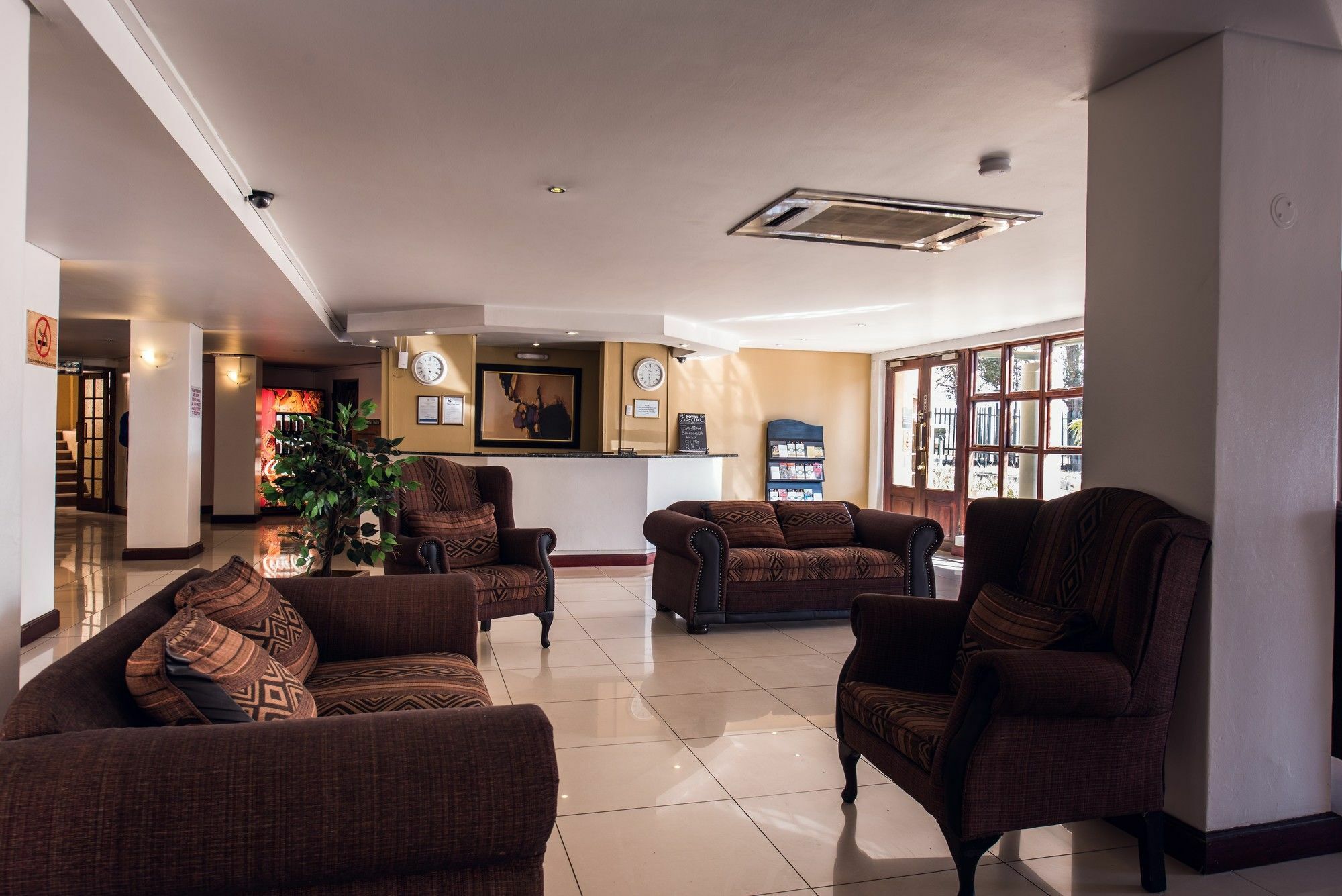 Airport Inn Executive Suites Kempton Park Exteriér fotografie